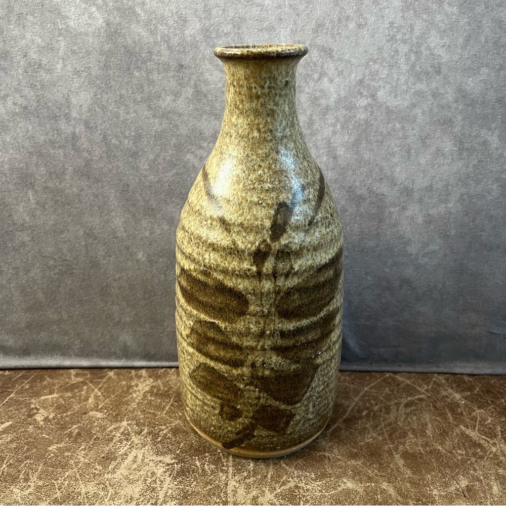 Frome Studio Pottery Vase Unisex 9.5 Inch Tan Brown Ribbed Stoneware Art Ceramic
